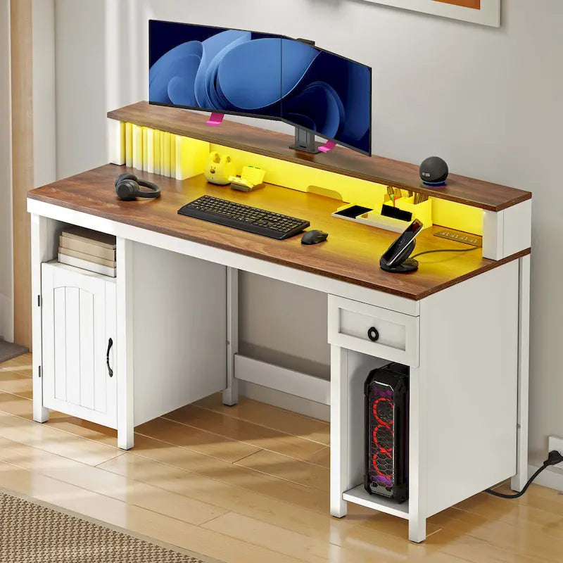 Bureau rustique en bois de ferme avec rangement, utilisateur unique