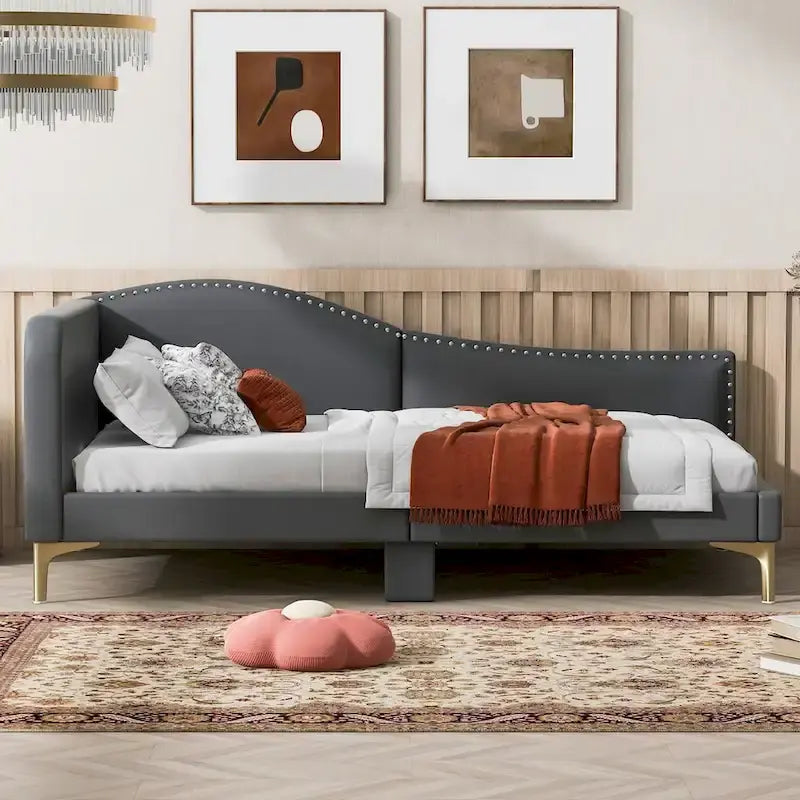 Lit de repos double en lin gris/beige capitonné avec tête de lit et accoudoirs, simple
