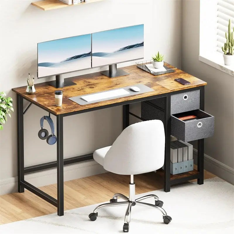 Bureau rustique marron avec tiroirs en tissu et étagère inférieure, monoposte