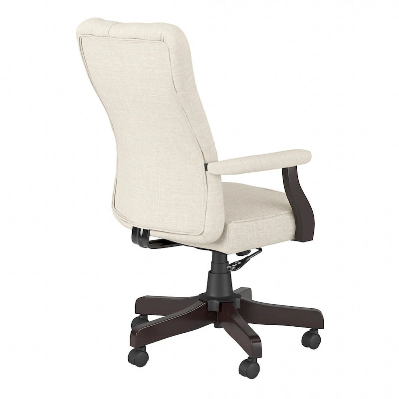 Fauteuil de bureau capitonné à dossier haut Cabot avec accoudoirs de Bush Furniture