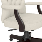 Fauteuil de bureau capitonné à dossier haut Cabot avec accoudoirs de Bush Furniture